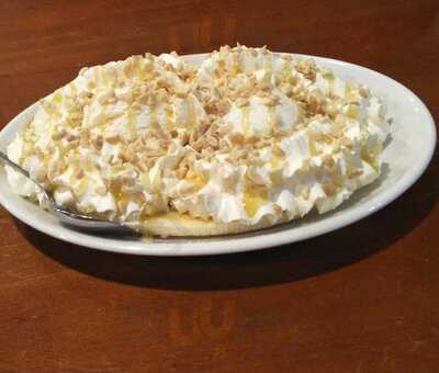 Golden Brumby Chinese Restaurant