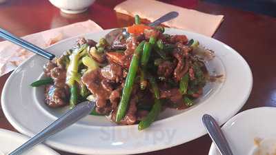 Golden Brumby Chinese Restaurant