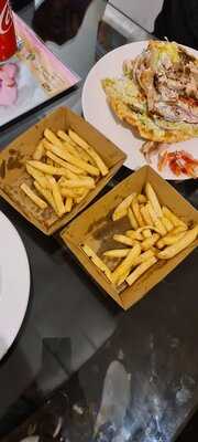 Tsindos-the Greeks Restaurant