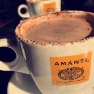 Yum Yum Bakery & Cafe