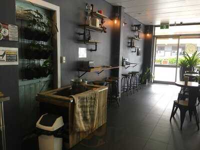 Oliver & Stutchbury’s