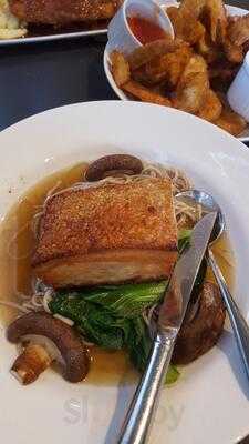 Bunch Of Grapes Hotel