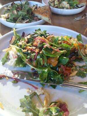 Alps & Amici Foodstore & Kitchen