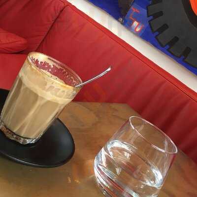 Alps & Amici Foodstore & Kitchen