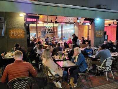 Max Bar Restaurant