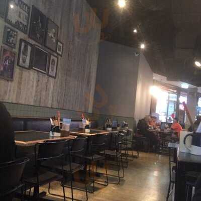 Grill'd World Square