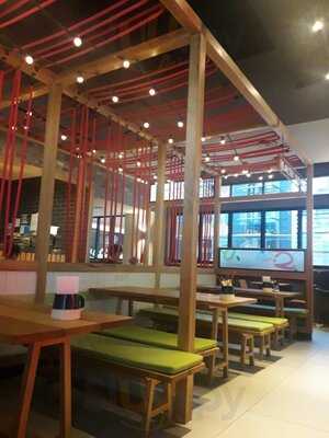 Grill'd World Square