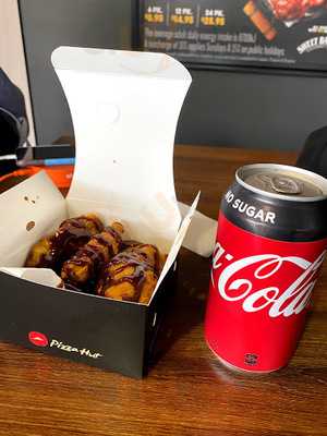 Pizza Hut Golden Point