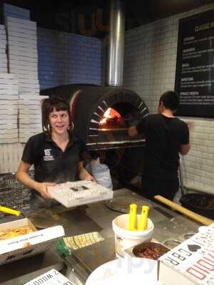 10'' Custom Pizzeria