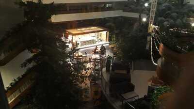 Atrium Restaurant And Bar
