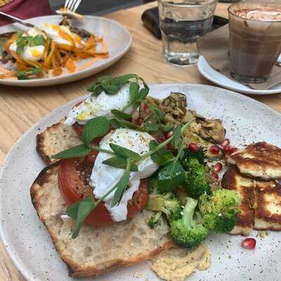 Gazzi Cafe & Restaurant