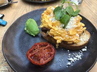 Gazzi Cafe & Restaurant