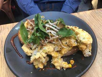 Gazzi Cafe & Restaurant