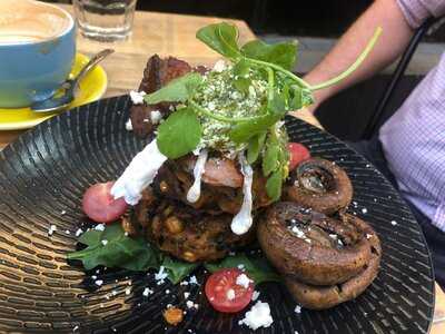 Gazzi Cafe & Restaurant