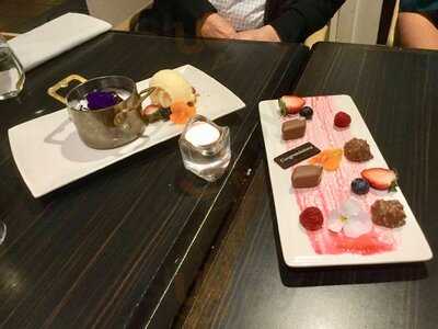 Chifley's Bar & Grill