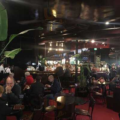 Tilley's Devine Cafe Gallery