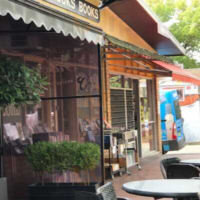 Tilley's Devine Cafe Gallery