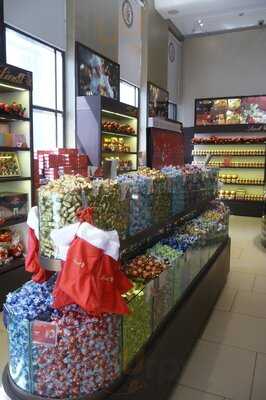 Lindt Chocolate Cafe