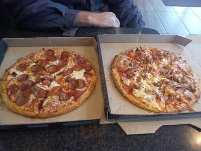 Pizza Capers Toowoomba - Clifford Square