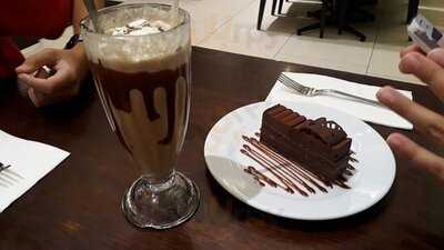Lindt Chocolat Cafe