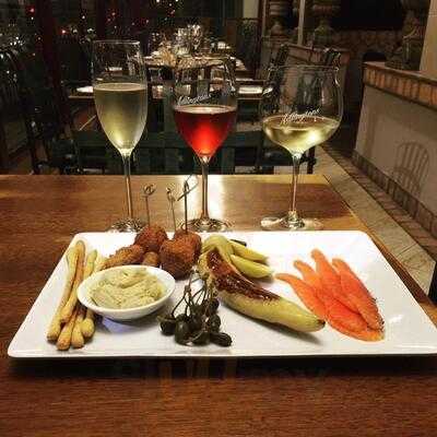 Adlington's Wine Experience