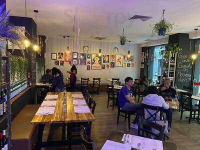 Maccaroni Trattoria Italiana