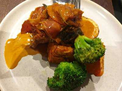 Waiters Restaurant - Italian Waiters Club