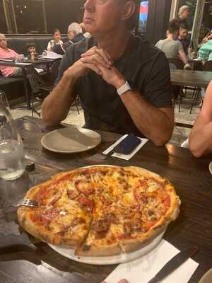 La Camera Restaurant Southgate