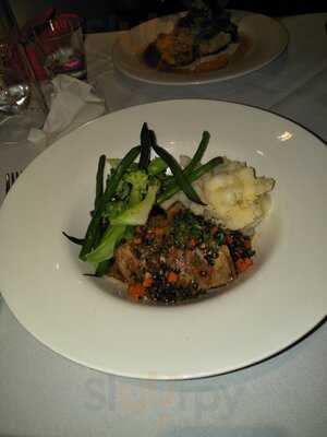 Encore Bar And Restaurant