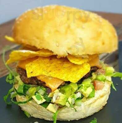 Four Aces Cafe And Takeaway