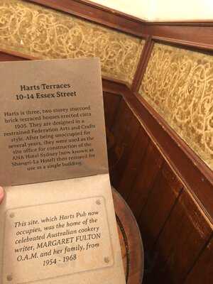 Harts Pub