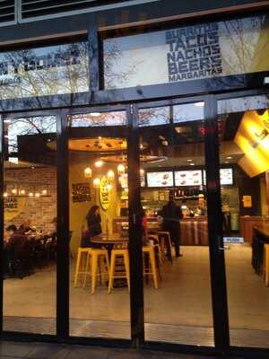 Guzman Y Gomez - Canberra Centre