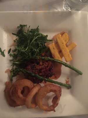 Courtyard Restaurant