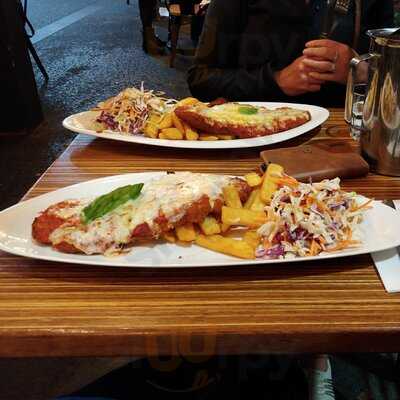 Universal Restaurant