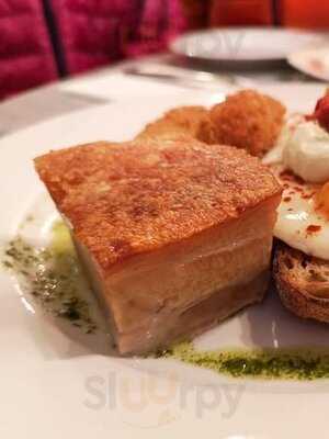 Hardware Street Cafe & Bar