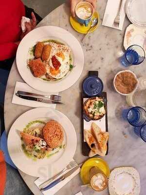 Hardware Street Cafe & Bar