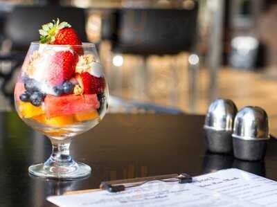 Rendezvous On Ruthven Coffee Shop