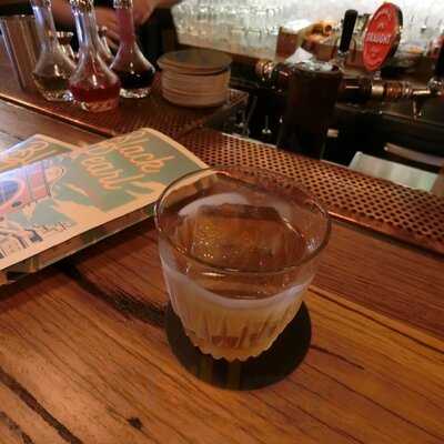 Black Pearl Bar