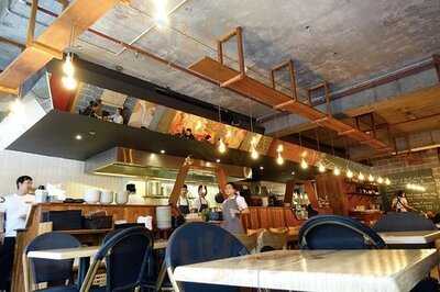 Muum Maam And Tukshop