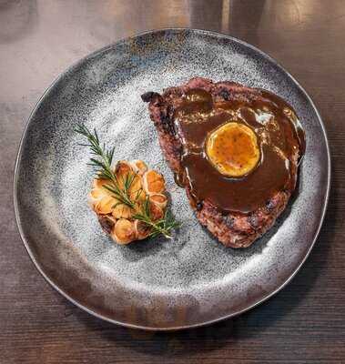 Diplomat Bar & Grill