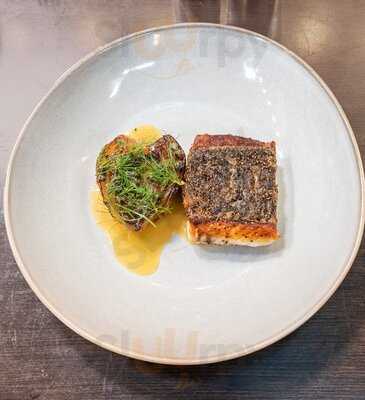 Diplomat Bar & Grill