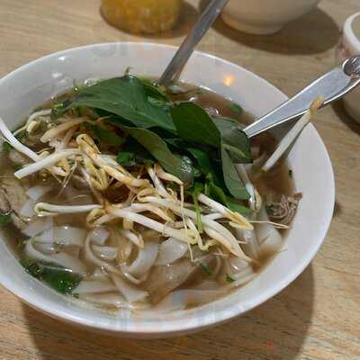 Can Tho Vietnamese & Chinese Restaurant