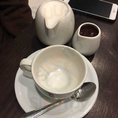 Lindt Chocolate Cafe Southgate Melbourne