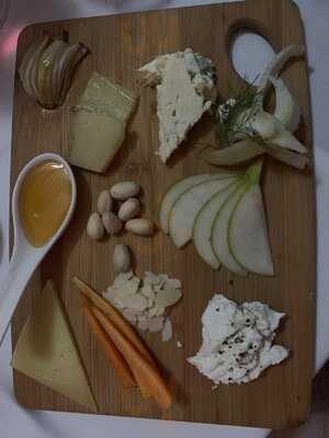 House Bar And Bistrot