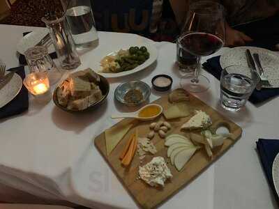 House Bar And Bistrot