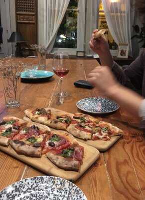 House Bar And Bistrot