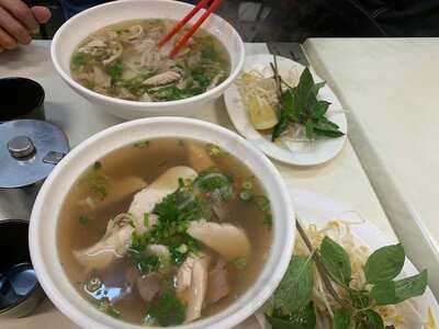 Pho Bo Ga Mekong
