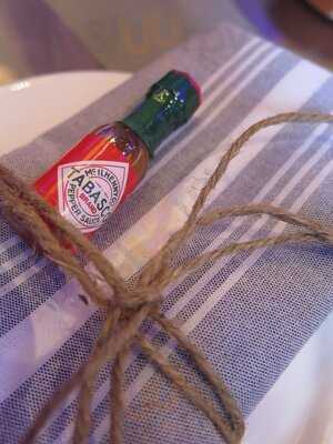 Radii Restaurant & Bar