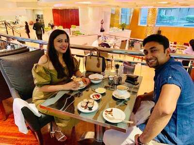 Radii Restaurant & Bar