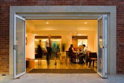 Fellows Bar And Cafe